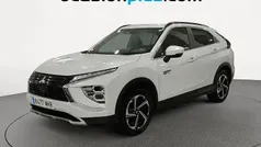 Blanco Usado 2023 Mitsubishi Eclipse Cross SUV | 21.355 € (Precio justo)