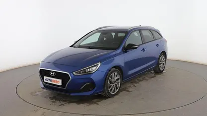 Usado Hyundai i30 GO! 115 CV (84 kW) 2019 Azul Familiar