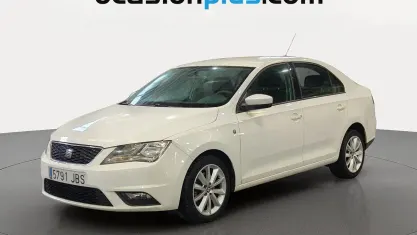 Usado Seat Toledo Reference 105 CV (77 kW) 2014 Blanco Utilitario