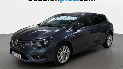 Usado Renault Mégane IV Zen 132 CV (97 kW) 2018 Gris Utilitario