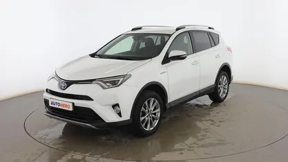 Usado Toyota RAV4 Hybrid Advance 197 CV (144 kW) 2017 SUV