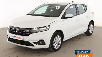 Usado Dacia Sandero Comfort 91 CV (66 kW) 2022 Blanco Berlina