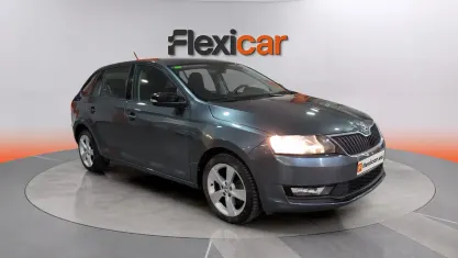 Usado Skoda Rapid Ambition 110 CV (80 kW) 2018 Gris Utilitario