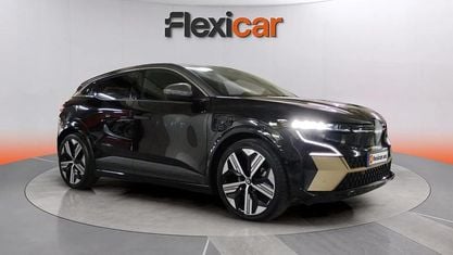 Usado Renault Megane E-Tech Iconic 160 kW (218 CV) 2023 Negro Berlina