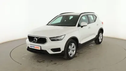 Usado Volvo XC40 Momentum 129 CV (94 kW) 2021 Blanco SUV