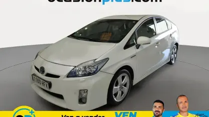 Usado Toyota Prius Executive 136 CV (100 kW) 2011 Blanco Berlina
