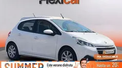 Blanco Usado 2019 Peugeot 208 Active Utilitario | 10.990 € (Precio justo)