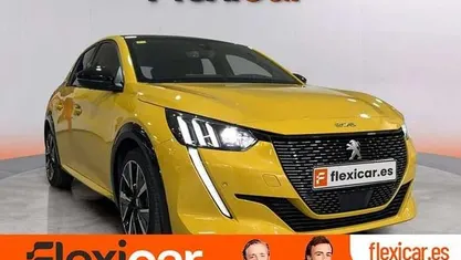 Usado Peugeot 208 GT-line 101 CV (74 kW) 2020 Utilitario