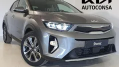 Usado 2025 Kia Stonic Style SUV | 23.700 € (Precio justo)