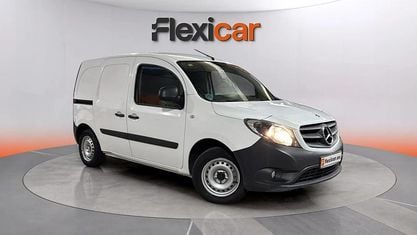 Używany Mercedes Citan 108 80 KM (58 kW) 2021 Biały Kombi