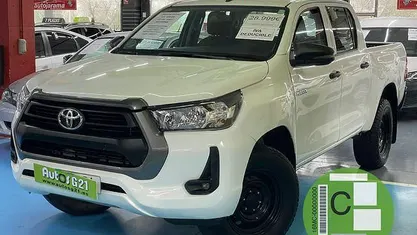 Blanco Usado 2021 Toyota HiLux Plus Recogida | 28.999 € (Precio justo)