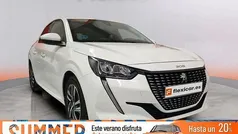 Blanco Usado 2020 Peugeot 208 Active Utilitario | 13.490 € (Precio justo)
