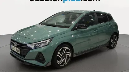 Usado Hyundai i20 N Line 80 CV (58 kW) 2024 Verde Utilitario