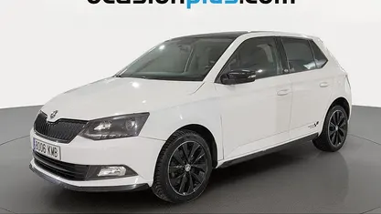 Blanco Usado 2018 Skoda Fabia Monte Carlo Utilitario | 8900 € (Buen precio)