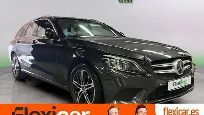 Gris Usado 2020 Mercedes C200 Familiar | 24.490 € (Buen precio)