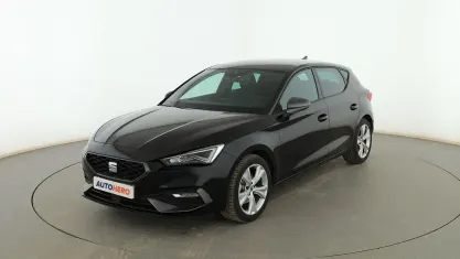 Käytetty Seat Leon FR 150 HP (110 kW) 2024 Musta Sedan