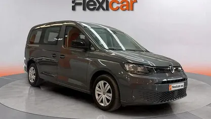 Usado VW Caddy Maxi 122 CV (89 kW) 2024 Gris Monovolumen