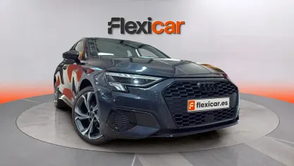 Usado Audi A3 Premium 110 CV (80 kW) 2023 Gris Berlina
