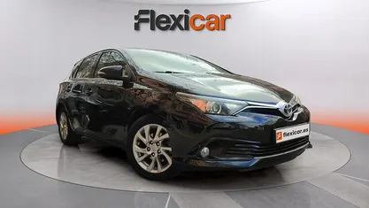 Usado Toyota Auris Hybrid Active 136 CV (100 kW) 2017 Utilitario