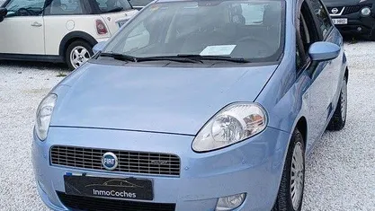 Usado Fiat Punto Dynamic 70 CV (51 kW) 2006 Gris Utilitario