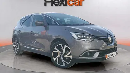 Usado Renault Scénic III Zen 110 CV (80 kW) 2016 Monovolumen