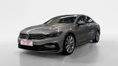 Gris / plata Usado 2020 VW Passat R-line Berlina | 22.990 € (Precio justo)