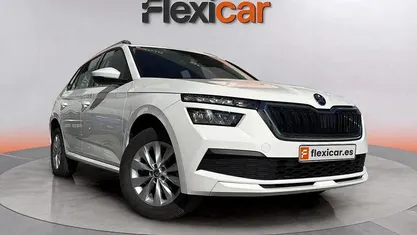 Usado Skoda Kamiq Ambition 110 CV (80 kW) 2021 SUV