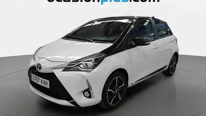 Usado Toyota Yaris 111 CV (81 kW) 2018 Blanco Utilitario