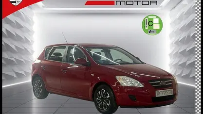 Granate Usado 2008 Kia Ceed Utilitario | 6990 €