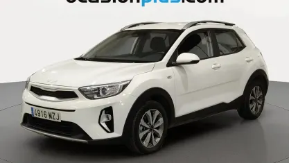 Usado Kia Stonic 101 CV (74 kW) 2025 Blanco SUV
