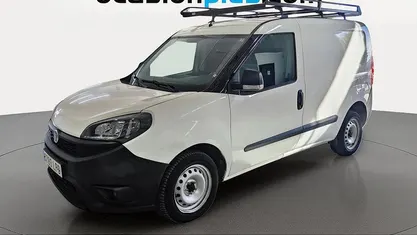 Usado Fiat Doblò 95 CV (69 kW) 2021 Monovolumen