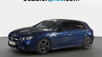 Usado Mercedes A180 AMG 116 CV (85 kW) 2021 Azul Utilitario