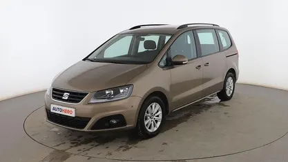 Usado Seat Alhambra Style Plus 150 CV (110 kW) 2017 Marrón Monovolumen