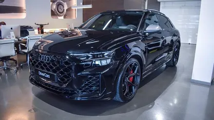 Usado 2026 Audi Q8 Performance SUV | 188.900 €