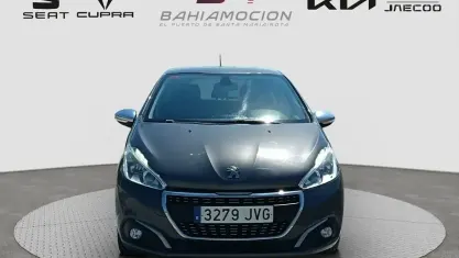 Usado Peugeot 208 Allure 100 CV (73 kW) 2016 Gris Utilitario