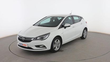 Brugt Opel Astra Selective 125 HK (91 kW) 2017 Hvid Sedan