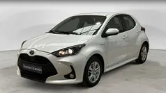 Usado 2021 Toyota Yaris Hybrid Active | 19.750 € (Precio justo)