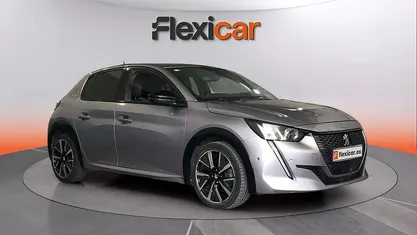 Usado Peugeot 208 GT 101 CV (74 kW) 2020 Gris Utilitario