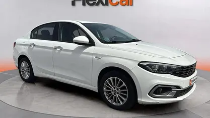 Usado Fiat Tipo Life 101 CV (74 kW) 2021 Blanco Berlina