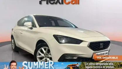 Usado Seat Leon Style 116 CV (85 kW) 2021 Blanco Utilitario