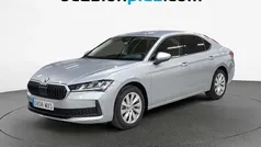 Gris plata Nuevo 2025 Skoda Superb Essence Berlina | 31.810 € (Super precio)