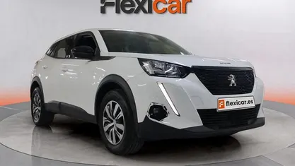 Usado Peugeot 2008 Active 101 CV (74 kW) 2022 SUV