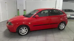 Rojo Usado 2006 Seat Ibiza Reference Utilitario | 2700 € (Precio justo)