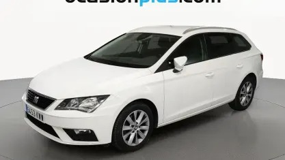 Käytetty Seat Leon Style 130 HP (95 kW) 2019 Valkoinen Viistoperä