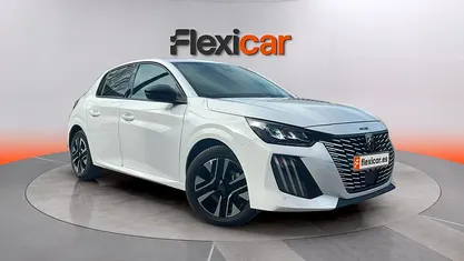 Usado Peugeot 208 Allure 110 CV (80 kW) 2025 Blanco Utilitario