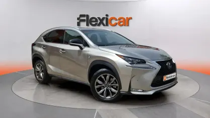 Usado Lexus NX300h Sport Line 197 CV (144 kW) 2016 Gris SUV
