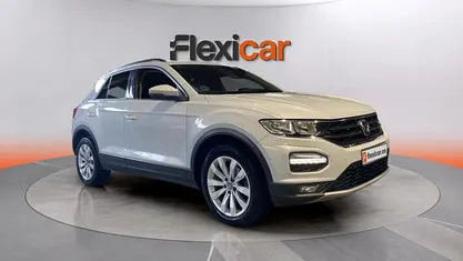 Usado VW T-Roc Advance 110 CV (80 kW) 2021 Blanco SUV