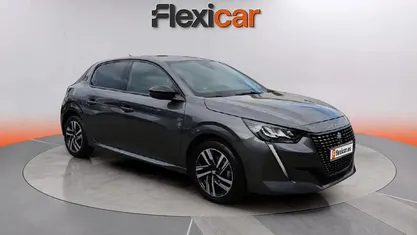 Usado Peugeot 208 Allure 101 CV (74 kW) 2023 Utilitario