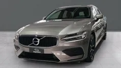 Beige Usado 2020 Volvo V60 Momentum Familiar | 20.500 € (Precio justo)