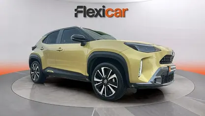 Usado Toyota Yaris Hybrid Edition 116 CV (85 kW) 2022 Amarillo